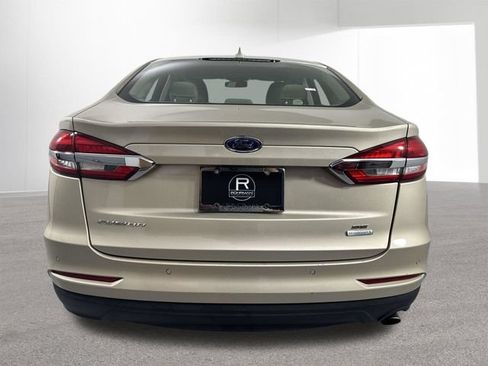 Used 2019 Ford Fusion SE FWD image 31