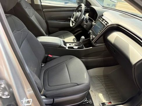 Used 2022 Hyundai Tucson SE FWD image 22