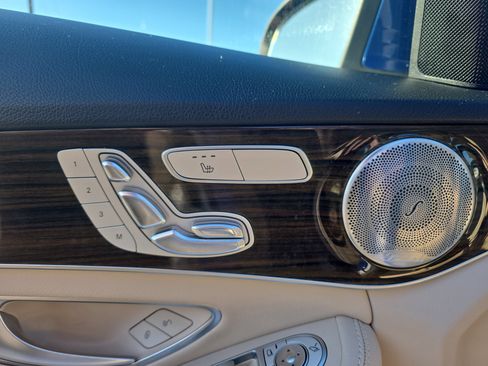 Used 2018 Mercedes-Benz C 300 4MATIC Sedan w/ Multimedia Package image 23