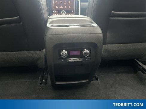 Used 2025 GMC Acadia Denali w/ Super Cruise Package image 14