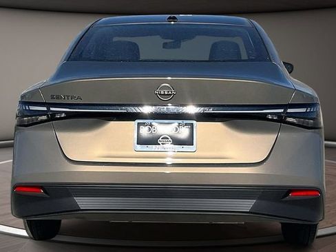 New 2026 Nissan Sentra SV w/ SV Convenience Package FWD image 4