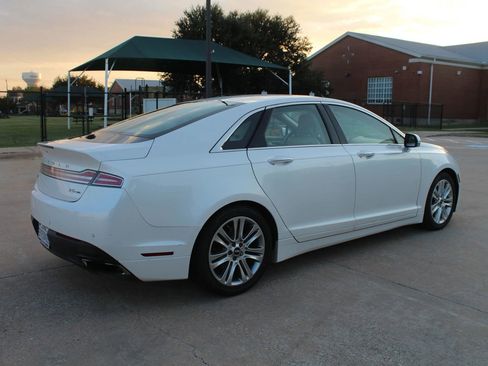 Used 2016 Lincoln MKZ w/ Equipment Group 300A Reserve image 9