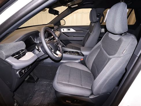 New 2027 Ford Explorer Active AWD/4WD image 11