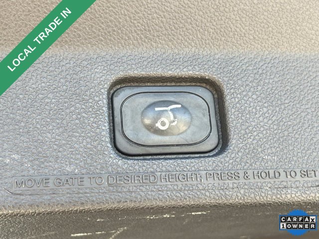Used 2015 Ford Explorer XLT w/ Equipment Group 202A AWD/4WD image 13