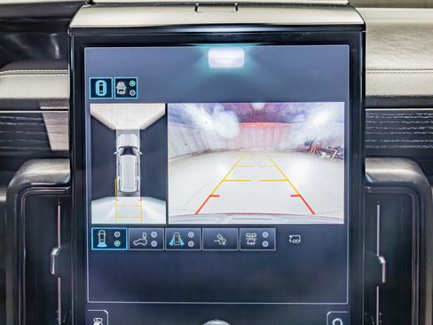 Used 2025 GMC Yukon AT4 Ultimate AWD/4WD image 20