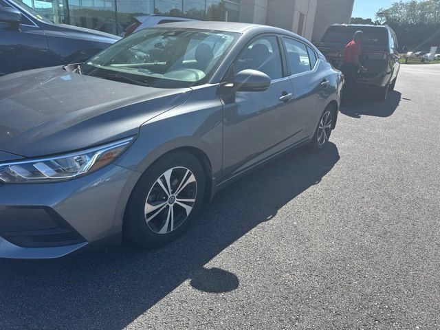 Used 2020 Nissan Sentra SV FWD image 2