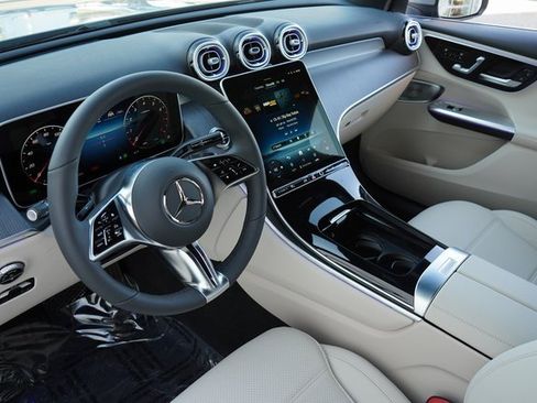 New 2026 Mercedes-Benz GLC 300 GLC 300 image 2