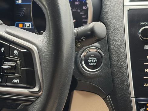 Used 2019 Subaru Outback 2.5i Limited AWD/4WD image 26