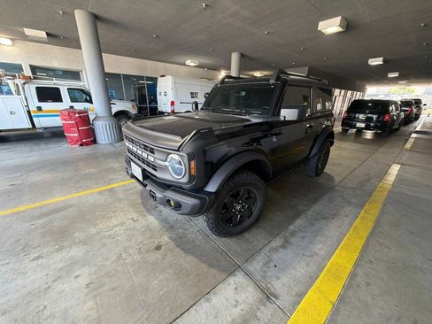 Certified 2024 Ford Bronco Black Diamond AWD/4WD image 2