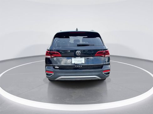 Used 2022 Volkswagen Taos SE FWD image 9