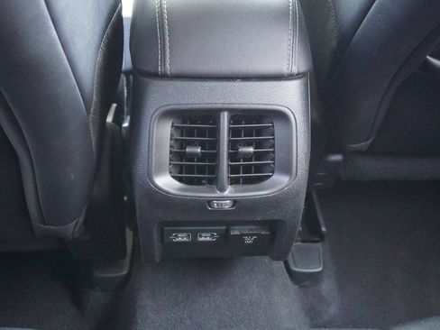 Used 2023 Jeep Cherokee Altitude Lux image 31