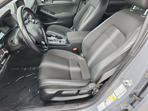 Used 2025 Honda Civic Sport image 10