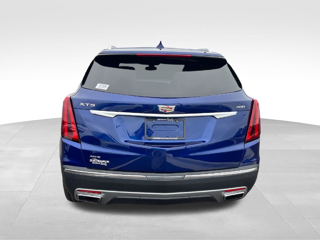 Used 2024 Cadillac XT5 Premium Luxury w/ LPO, Floor Liner Package AWD/4WD image 5