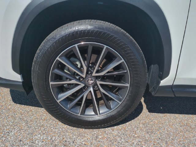Used 2024 Lexus NX 250 FWD w/ Towing Package (2000 Lbs) image 12