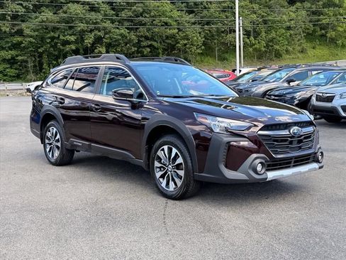 Certified 2025 Subaru Outback Limited AWD/4WD image 16