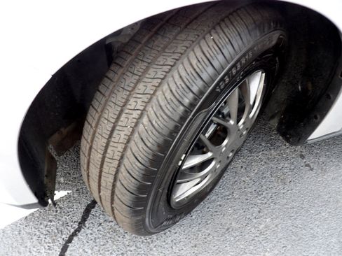 Used 2014 Ford Focus S image 30