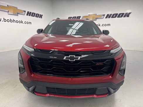 New 2026 Chevrolet Equinox RS FWD image 2
