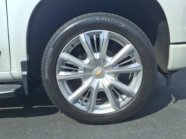 Used 2023 Chevrolet Silverado 1500 High Country AWD/4WD image 9
