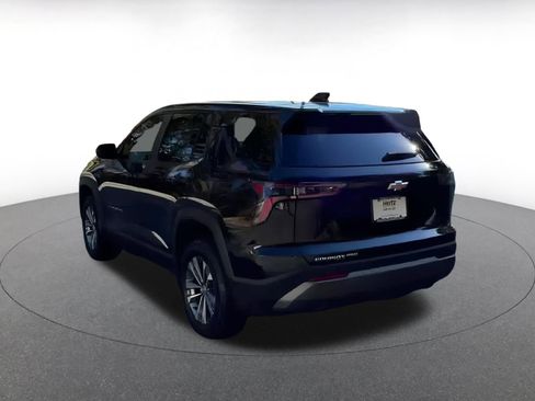 Used 2025 Chevrolet Equinox LT image 11