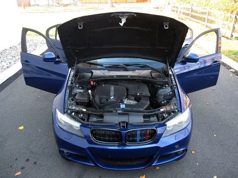 Used 2011 BMW 335i Sedan image 28