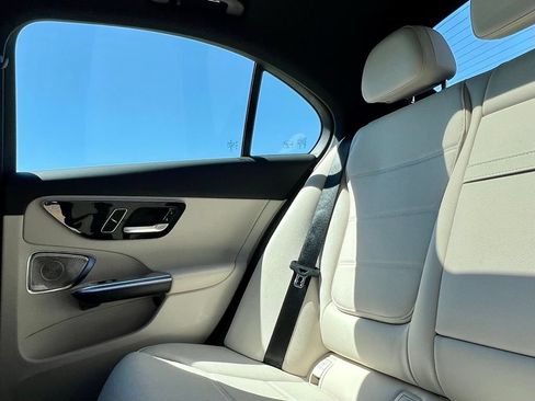 Certified 2025 Mercedes-Benz C 300 4MATIC Sedan image 28