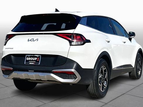 Used 2024 Kia Sportage LX image 12