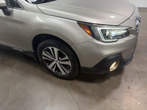 Used 2019 Subaru Outback 2.5i Limited w/ Popular Package #2 AWD/4WD image 38