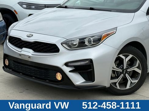 Used 2021 Kia Forte LXS FWD image 2