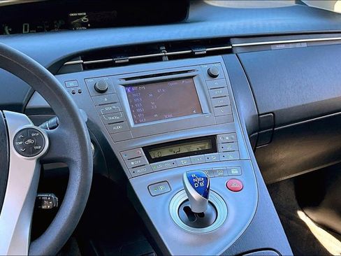 Used 2013 Toyota Prius One image 8