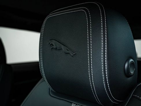 Used 2025 Jaguar F-PACE R-Dynamic S image 24