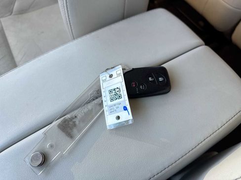 Used 2012 Lexus GX 460 image 34