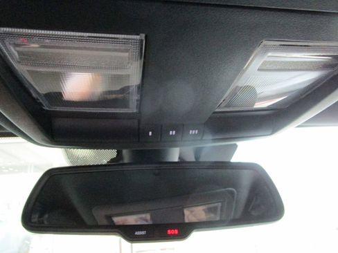 Used 2022 Dodge Challenger R/T w/ Blacktop Package RWD image 38
