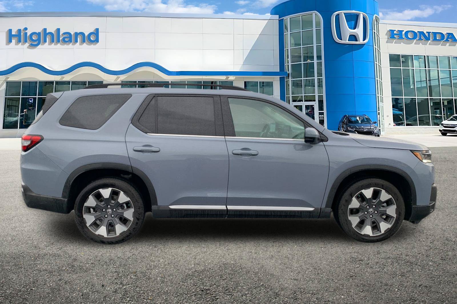 Used 2026 Honda Pilot Elite image 6