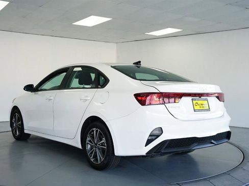 Used 2024 Kia Forte LXS image 5