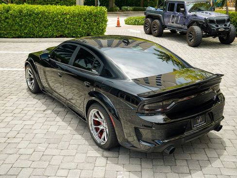Used 2022 Dodge Charger SRT Hellcat image 30
