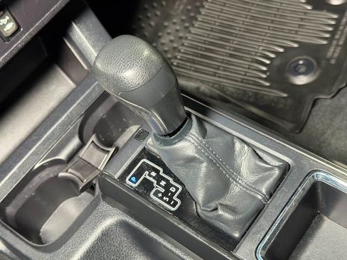 Used 2019 Toyota Tacoma SR RWD image 19