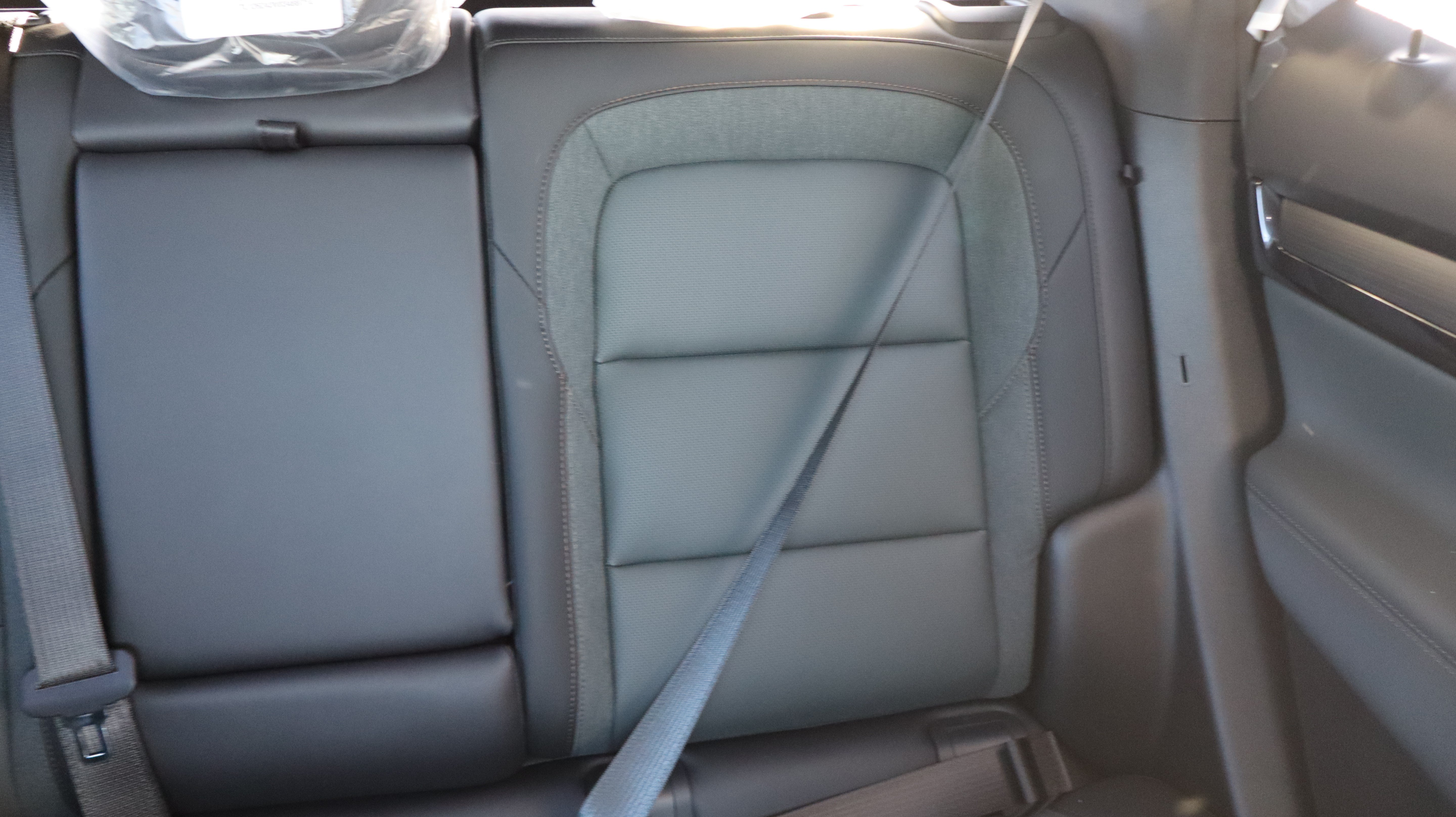 New 2027 GMC Terrain AT4 w/ Convenience Package III AWD/4WD image 14
