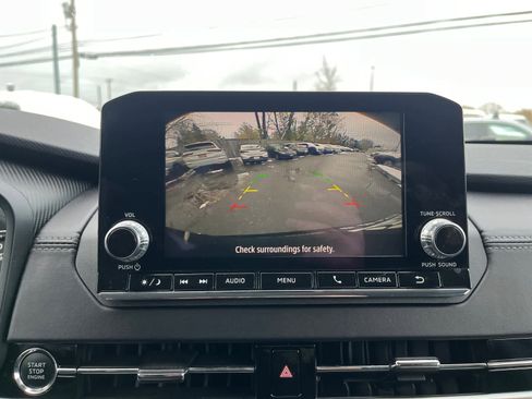 Used 2024 Mitsubishi Outlander ES image 20