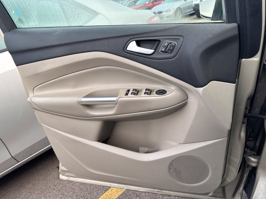 Used 2018 Ford Escape Titanium FWD image 10