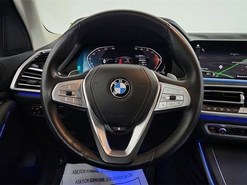 Used 2022 BMW X7 xDrive40i w/ Parking Assistance Package image 19
