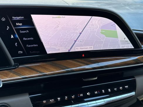 Used 2022 Cadillac Escalade Sport Platinum image 8