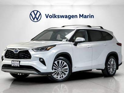 Used 2022 Toyota Highlander Platinum