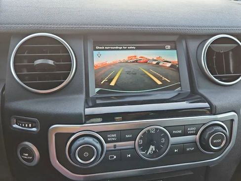 Used 2016 Land Rover LR4 HSE Silver Edition image 34