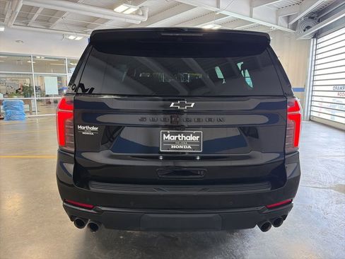 Used 2025 Chevrolet Suburban Z71 AWD/4WD image 6