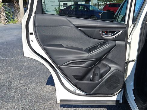 Used 2023 Subaru Forester Premium image 12