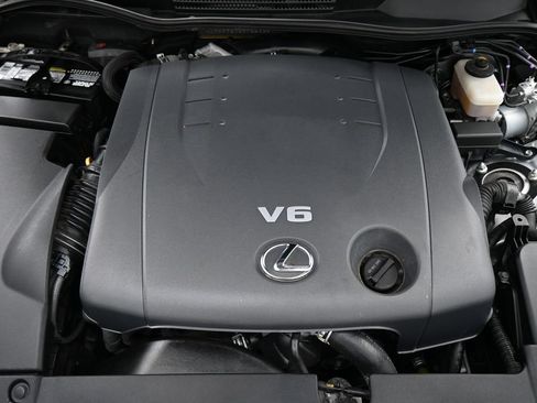 Used 2015 Lexus IS 250C w/ Navigation System Package RWD image 14