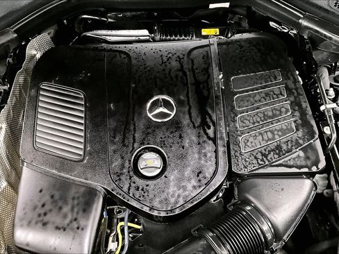 Used 2026 Mercedes-Benz GLC 300 4MATIC image 31