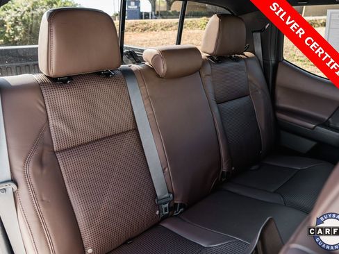 Certified 2018 Toyota Tacoma Limited image 31