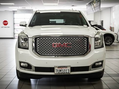 Used 2016 GMC Yukon XL Denali w/ Open Road Package image 4
