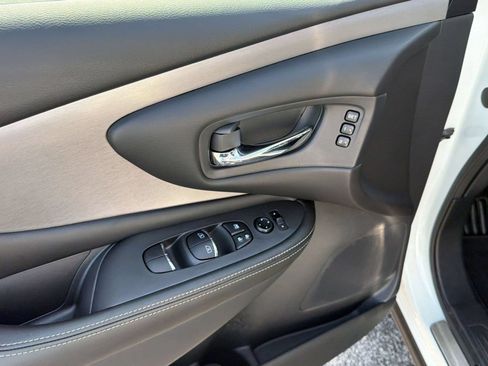 Certified 2023 Nissan Murano SL w/ SL Moonroof Package FWD image 17